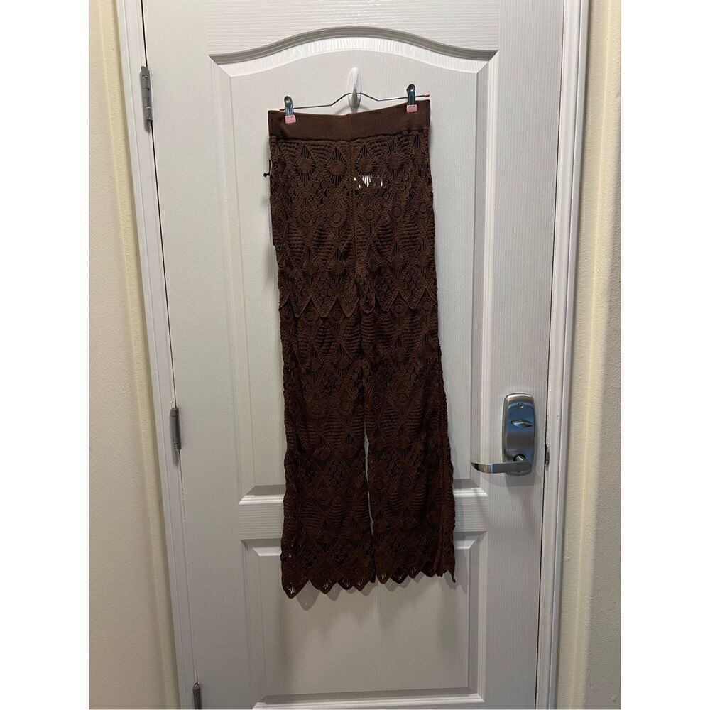 ASTR the label Brown Pull-On Flare-Leg Crochet Pant Beachwear Vacation SZ S NWT - Picture 3 of 6